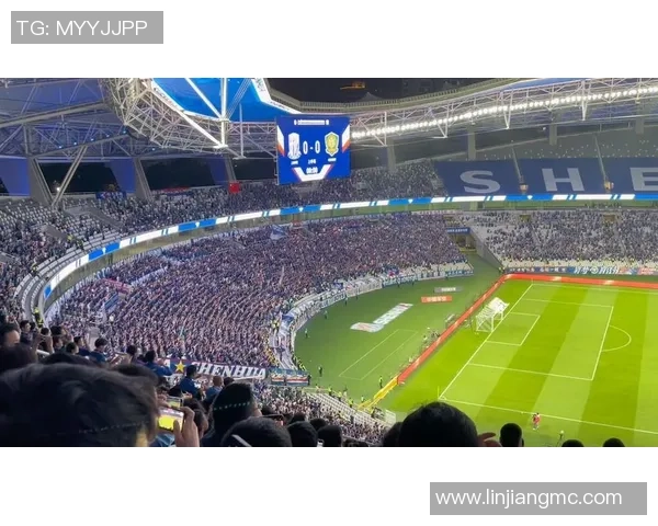 大连一方与上海绿地申花精彩对决比分揭晓球迷热议赛况分析