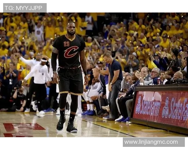 2016年NBA总决赛第四场骑士与勇士对决精彩回顾与赛后分析 2016年NBA总决赛第四场骑士与勇士对决精彩回顾与赛后分析